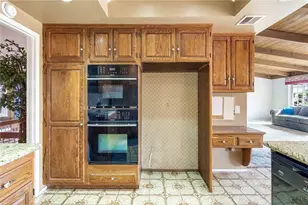 1272 E Palm Dr, Glendora, CA 91741 - Photo 28