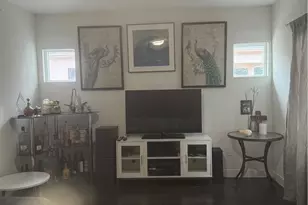 215 E 85th, Los Angeles, CA 90003 - Photo 6