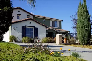 18689 Hawkhill, Perris, CA 92570 - Photo 4