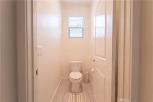 16040 Parkhouse Dr, Fontana, CA 92336 - Photo 12