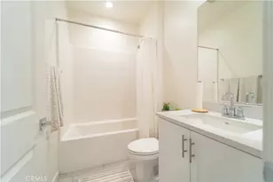 16040 Parkhouse Dr, Fontana, CA 92336 - Photo 10