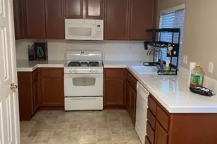 25796 Iris, Moreno Valley, CA 92551 - Photo 8