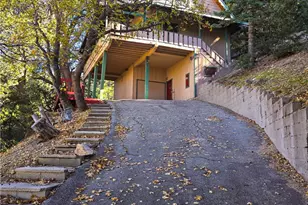 629 Chateau, Crestline, CA 92325 - Photo 2