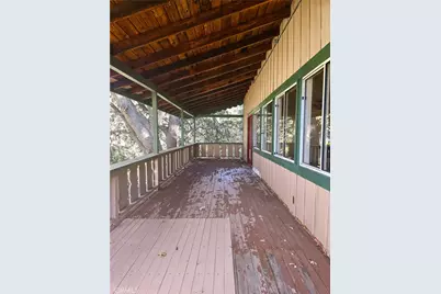 629 Chateau, Crestline, CA 92325 - Photo 8