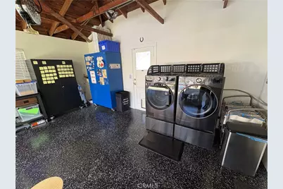 536 S College, Claremont, CA 91711 - Photo 38