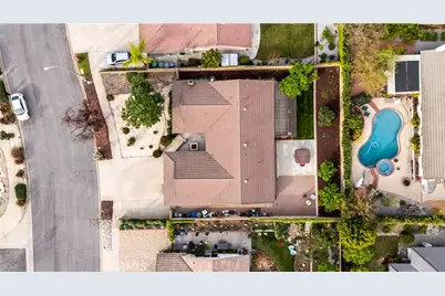 384 Andover, Claremont, CA 91711 - Photo 36