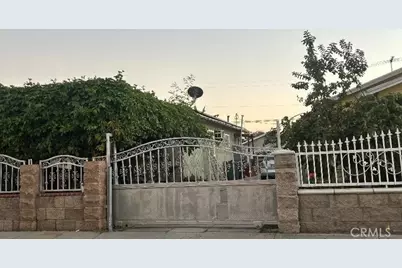 1524 E 75th, Los Angeles, CA 90001 - Photo 2