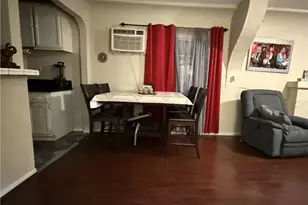 1524 E 75th, Los Angeles, CA 90001 - Photo 4