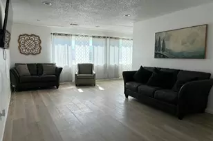 11742 Jacaranda, Hesperia, CA 92345 - Photo 2