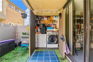 49 Town and Country Rd, Pomona, CA 91766 - Photo 22