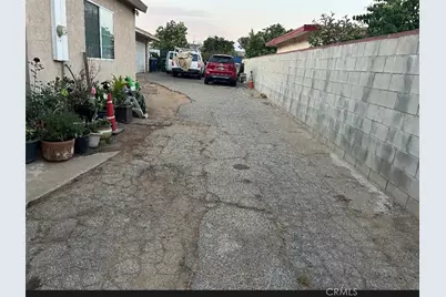 7525 Graves Avenue, Rosemead, CA 91770 - Photo 12