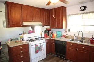 14955 Elizabeth Lake, Lake Hughes, CA 93532 - Photo 10