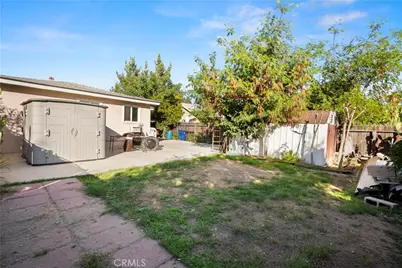 308 S Campus Avenue, Upland, CA 91786 - Photo 14