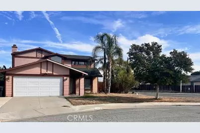 580 Wimbledon, San Jacinto, CA 92583 - Photo 2