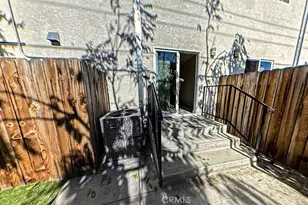 630 W 79th, Los Angeles, CA 90044 - Photo 12