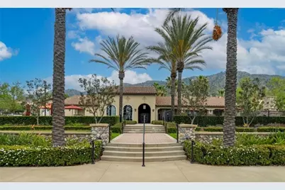 870 E Mountain #D, Azusa, CA 91702 - Photo 34