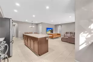 870 E Mountain, Azusa, CA 91702 - Photo 10