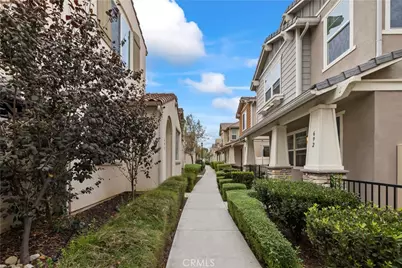 692 S Brampton, Rialto, CA 92376 - Photo 2