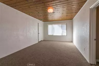 9047 10th Ave, Hesperia, CA 92345 - Photo 8