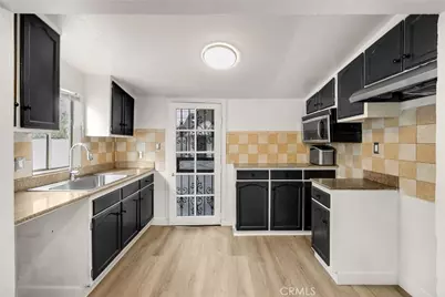 1257 E 51st, Los Angeles, CA 90011 - Photo 12