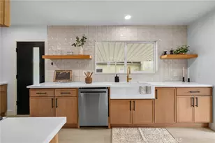 3477 Floresta, Los Angeles, CA 90043 - Photo 10