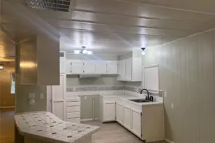 18266 Caliente Creek Rd, Caliente, CA 93518 - Photo 8