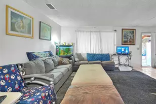 1072 Amber, Lake Elsinore, CA 92530 - Photo 6