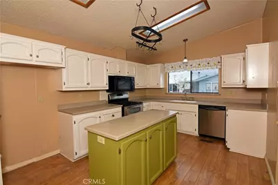 9161 Santa Fe Ave E #27, Hesperia, CA 92345 - Photo 10