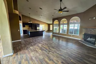 10282 Farmington, Oak Hills, CA 92344 - Photo 34