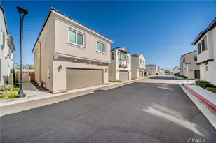 214 Bonita Ln, Rialto, CA 92376 - Photo 4