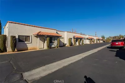 16440 Sequoia, Hesperia, CA 92345 - Photo 8