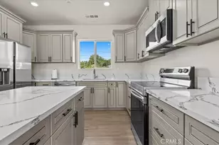 21402 Short Ridge, Perris, CA 92570 - Photo 2