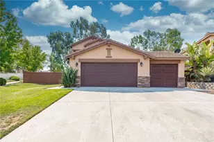 17821 Morning Rock Cir, Riverside, CA 92503 - Photo 2