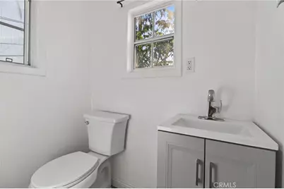 1300 W 90th Street, Los Angeles, CA 90044 - Photo 38