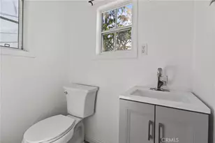 1300 W 90th St, Los Angeles, CA 90044 - Photo 38
