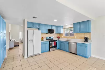 13275 Riverview, Victorville, CA 92395 - Photo 14
