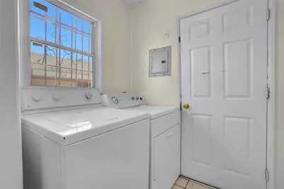 3336 W 118th Place, Inglewood, CA 90303 - Photo 30