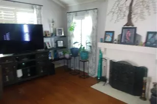 2035 W 71st, Los Angeles, CA 90047 - Photo 10