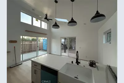 16124 San Fernando Mission Boulevard, Granada Hills, CA 91344 - Photo 2