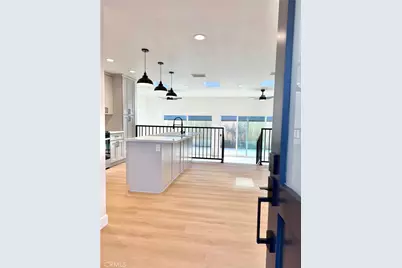 16124 San Fernando Mission Boulevard, Granada Hills, CA 91344 - Photo 6