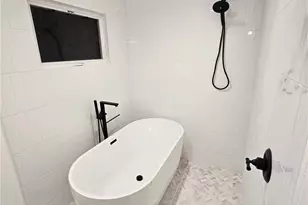 16124 San Fernando Mission Blvd, Granada Hills, CA 91344 - Photo 4