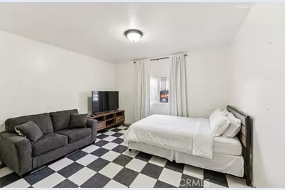 342 W 56th, Los Angeles, CA 90037 - Photo 14