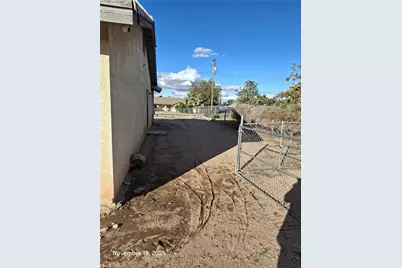 16635 Elm, Hesperia, CA 92345 - Photo 18