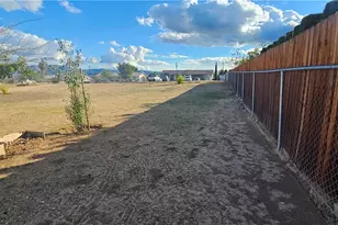 16635 Elm, Hesperia, CA 92345 - Photo 14