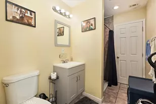 11612 Cimarron Ave, Hawthorne, CA 90250 - Photo 14