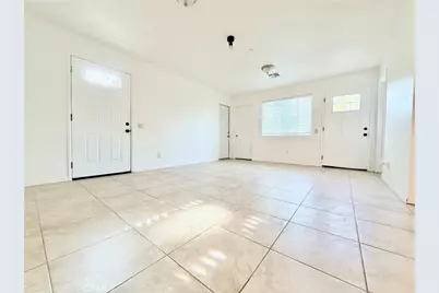 17232 Ceres, Fontana, CA 92335 - Photo 4