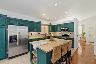 22686 Hannah Ct, Corona, CA 92883 - Photo 12