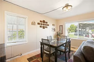 39 Pine Via Ave, Anaheim, CA 92801 - Photo 16