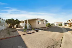 39 Pine Via Ave, Anaheim, CA 92801 - Photo 1