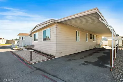 39 Pine Via Avenue, Anaheim, CA 92801 - Photo 2